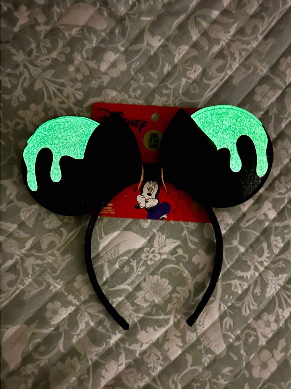 Minnie Glow In The Dark Drip Ears 🎃
